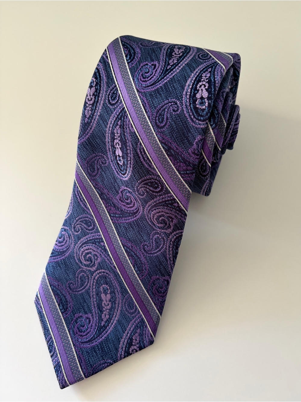 Joseph of Feiss Men's Tie Purple Paisley 100% Silk